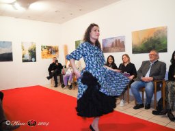 Fashion Show in der Contemplor Galerie Wien am 14. 03. 2024